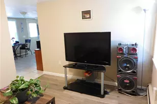 22 Douglas St, West Warwick, RI 02893 - Photo 37