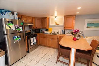 11 Crescent Road #1, Middletown, RI 02842 - Photo 7