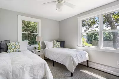 11 Crescent Road #2, Middletown, RI 02842 - Photo 21