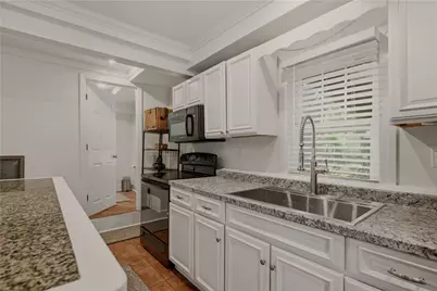 554 East Main Road, Middletown, RI 02842 - Photo 11