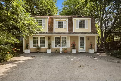 554 East Main Road, Middletown, RI 02842 - Photo 1