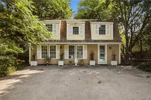 554 E Main Rd, Middletown, RI 02842 - Photo 1
