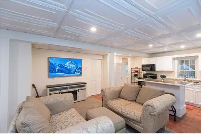 554 East Main Road, Middletown, RI 02842 - Photo 7