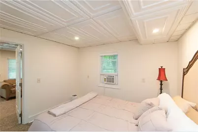 554 East Main Road, Middletown, RI 02842 - Photo 13