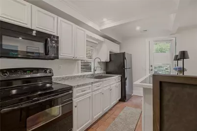 554 East Main Road, Middletown, RI 02842 - Photo 9