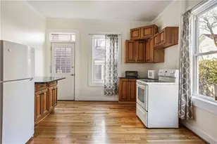 32 Ann St, Newport, RI 02840 - Photo 7