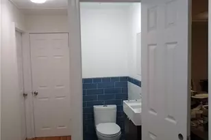 27 Mt Vernon St, Newport, RI 02840 - Photo 17