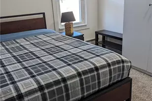 27 Mt Vernon St, Newport, RI 02840 - Photo 19