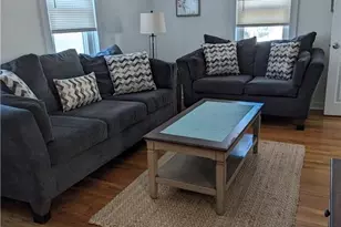 27 Mt Vernon St, Newport, RI 02840 - Photo 5