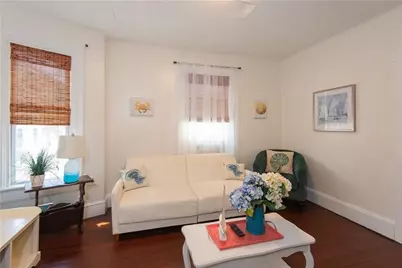 11 Brewer Street, Newport, RI 02840 - Photo 3