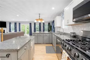 8 Lily Ln, West Warwick, RI 02893 - Photo 3