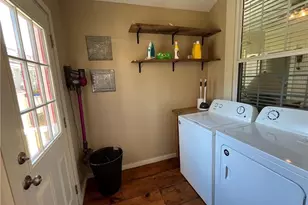 5 Elliot Pl, Newport, RI 02840 - Photo 11