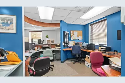 1429 Warwick Avenue, Warwick, RI 02888 - Photo 27