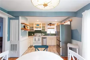 12 Maitland Ct, Newport, RI 02840 - Photo 5