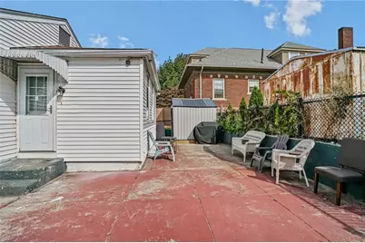 30 Touro Street, Providence, RI 02904 - Photo 35