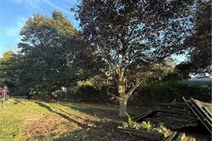 8 Campion Ave, Tiverton, RI 02878 - Photo 9