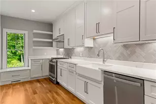 105 Princess Pine Dr, East Greenwich, RI 02818 - Photo 13