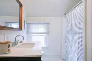 45 Second St, Newport, RI 02840 - Photo 17