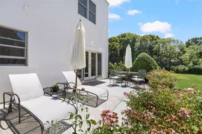 553 Bellevue Avenue #1, Newport, RI 02840 - Photo 21