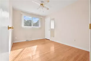 61 Ebony Dr, Warwick, RI 02818 - Photo 13