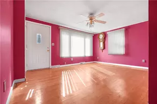 61 Ebony Dr, Warwick, RI 02818 - Photo 3