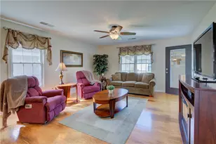 1901 Village Green Cir, Coventry, RI 02816 - Photo 15