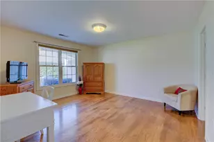 1901 Village Green Cir, Coventry, RI 02816 - Photo 19