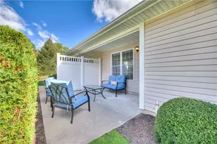 1901 Village Green Cir, Coventry, RI 02816 - Photo 31