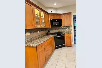 10 Essex Street, Douglas, MA 01516 - Photo 5