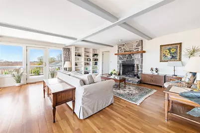 124 Houston Avenue, Narragansett, RI 02882 - Photo 7