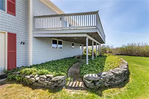 124 Houston Ave, Narragansett, RI 02882 - Photo 33