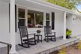 331 3rd Beach Rd, Middletown, RI 02842 - Photo 5