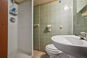 87 Vincent Ave, East Providence, RI 02914 - Photo 11