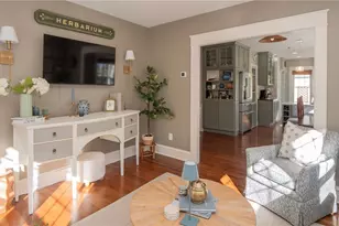 26 Vernon Ave, Newport, RI 02840 - Photo 11