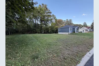 65 Angus Street, Coventry, RI 02816 - Photo 3