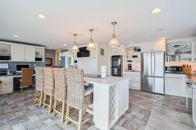 90 Macomber Lane, Portsmouth, RI 02871 - Photo 11