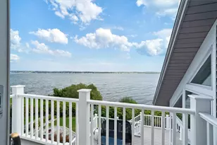 90 Macomber Ln, Portsmouth, RI 02871 - Photo 21