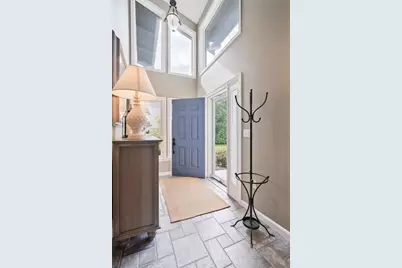 90 Macomber Lane, Portsmouth, RI 02871 - Photo 9