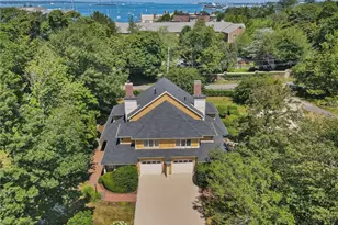112 Harrison Ave, Newport, RI 02840 - Photo 3