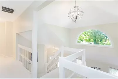 112 Harrison Avenue, Newport, RI 02840 - Photo 15