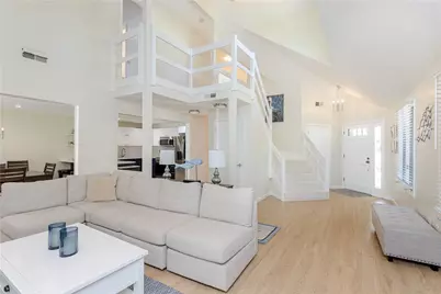 112 Harrison Avenue, Newport, RI 02840 - Photo 5