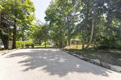 112 Harrison Avenue, Newport, RI 02840 - Photo 27