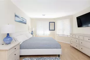 112 Harrison Ave, Newport, RI 02840 - Photo 13