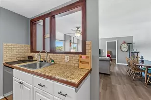 140 High St, Westerly, RI 02891 - Photo 5