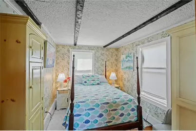 28 Glenwood Avenue, Narragansett, RI 02882 - Photo 29