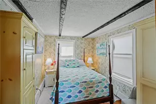 28 Glenwood Ave, Narragansett, RI 02882 - Photo 29