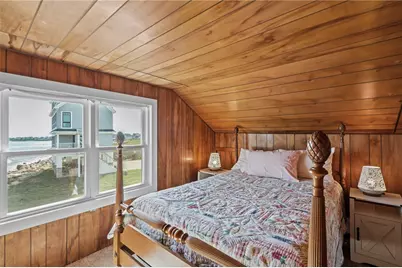 28 Glenwood Avenue, Narragansett, RI 02882 - Photo 33