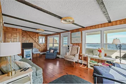 28 Glenwood Avenue, Narragansett, RI 02882 - Photo 21