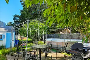 132 Prospect Hill Ave, West Warwick, RI 02893 - Photo 39