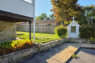 132 Prospect Hill Ave, West Warwick, RI 02893 - Photo 35